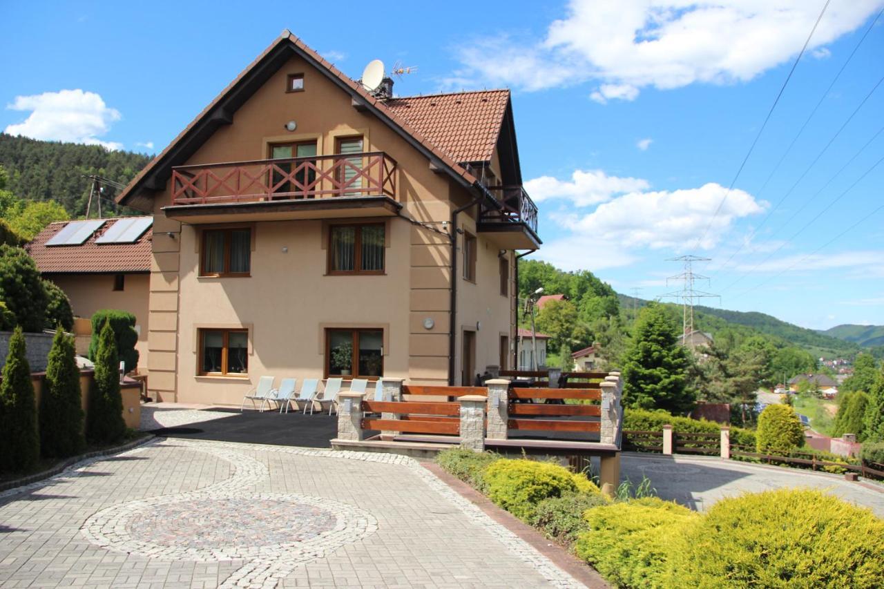 Dom W Gorach "Tresna" Hotel Bagian luar foto